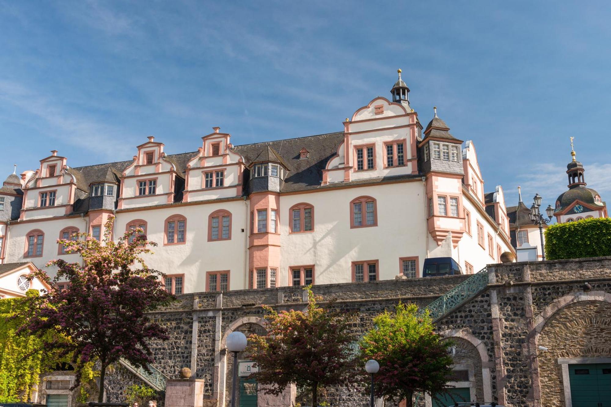 Schlosshotel Weilburg Отель Вайльбург